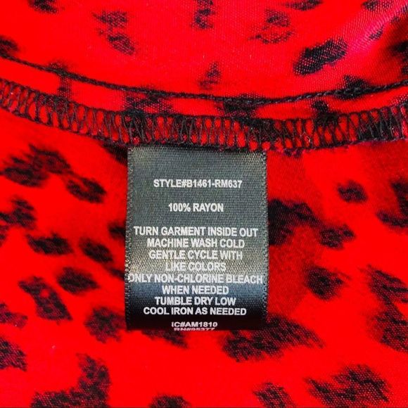 Sanctuary Cori Smocked Sleeve Ted Leopard Blouse - Picture 14 of 16